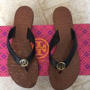 Tory Burch Thor’s size 6